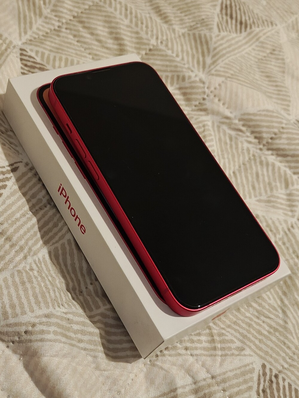 Red iPhone 14